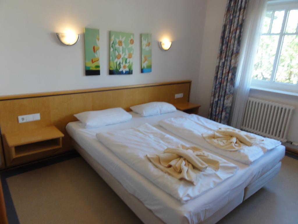 Ferienwohnung Im Duenenpark Binz Pokoj fotografie